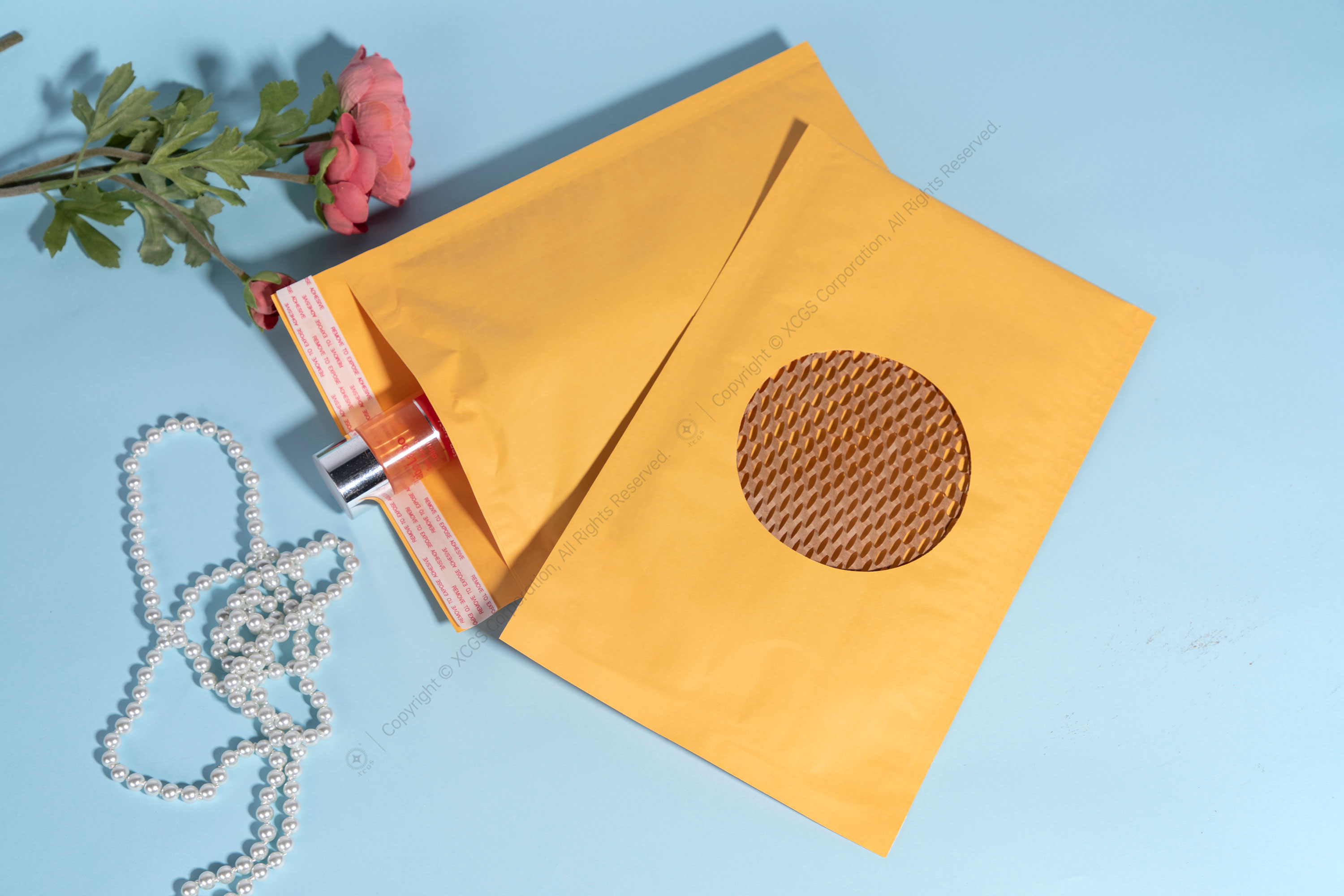 test of honeycomb paper mailer